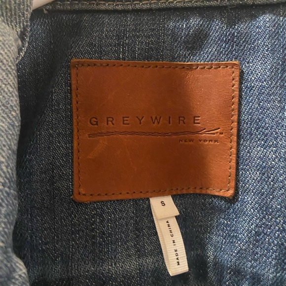 Greywire New York distressed denim vest size Small. {220} - Picture 8 of 10